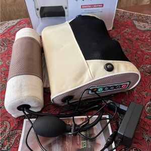 Shiatsu Heating Massager in Black and Cream